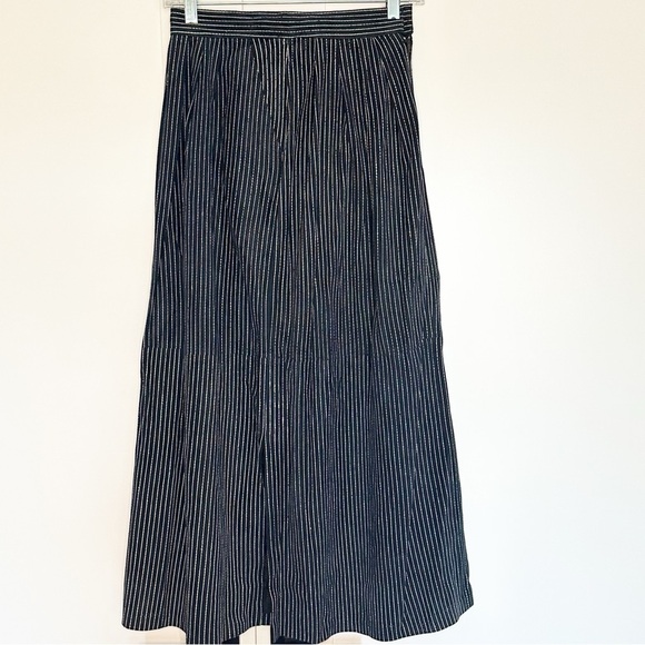 Mario Valentino leather maxi skirt 40 4 small navy white
Stripe lightweight blue - Picture 4 of 12
